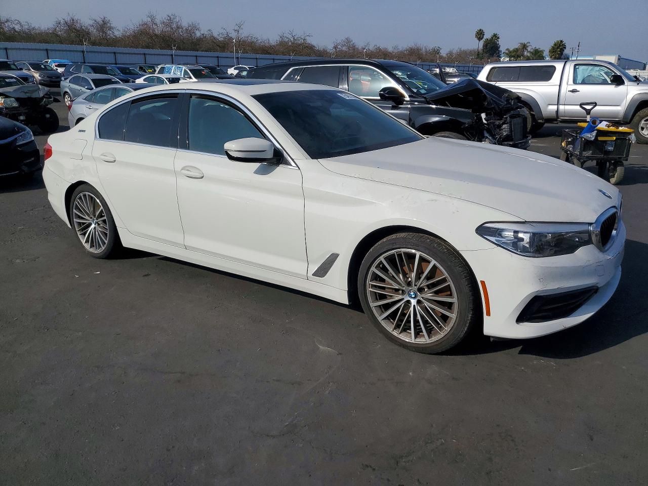 2019 BMW 530e