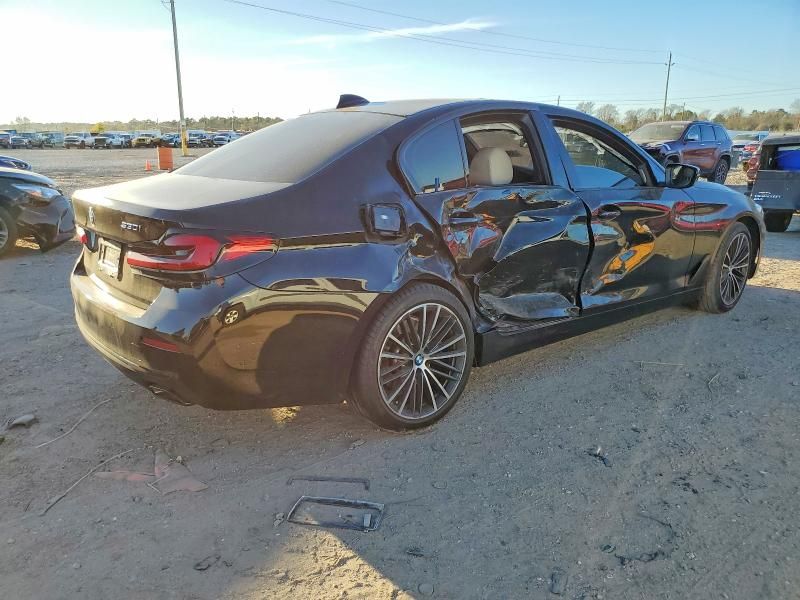2022 BMW 530 i