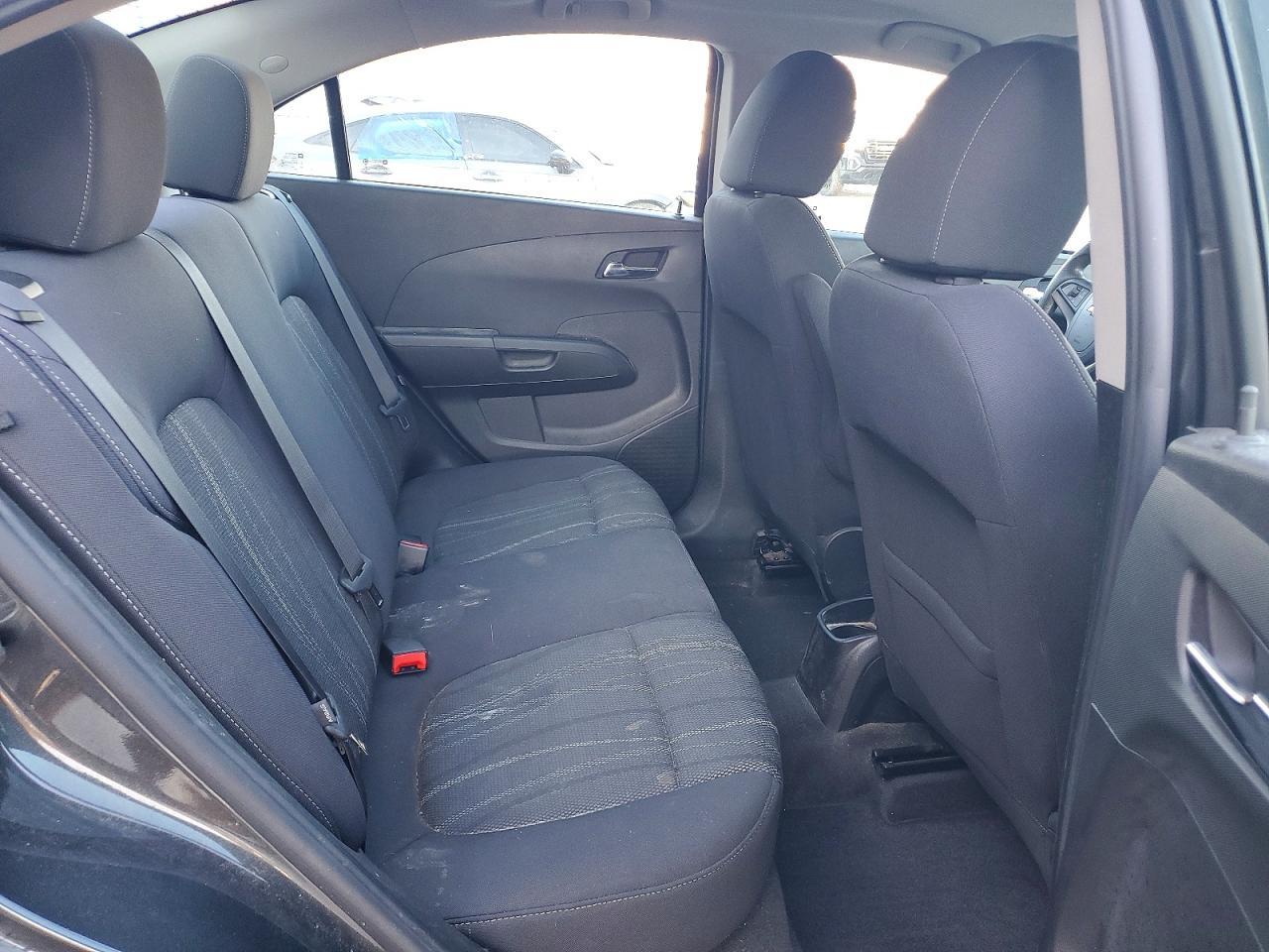 2016 Chevrolet Sonic lt
