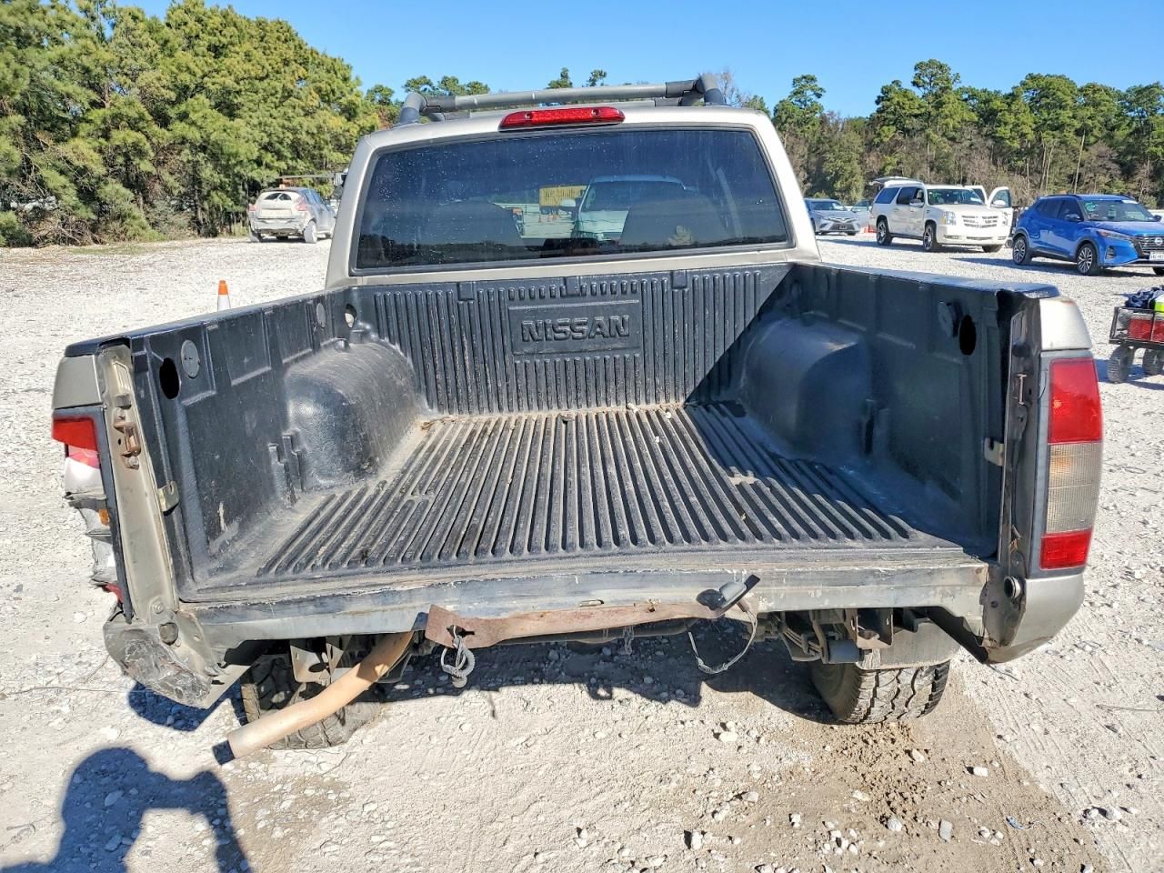 2001 Nissan Frontier Crew cab xe