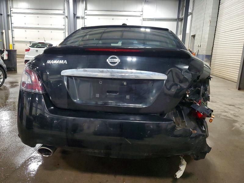 2013 Nissan Maxima s