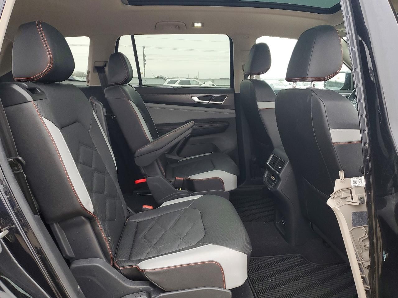 2025 Volkswagen Atlas Peak Edition se