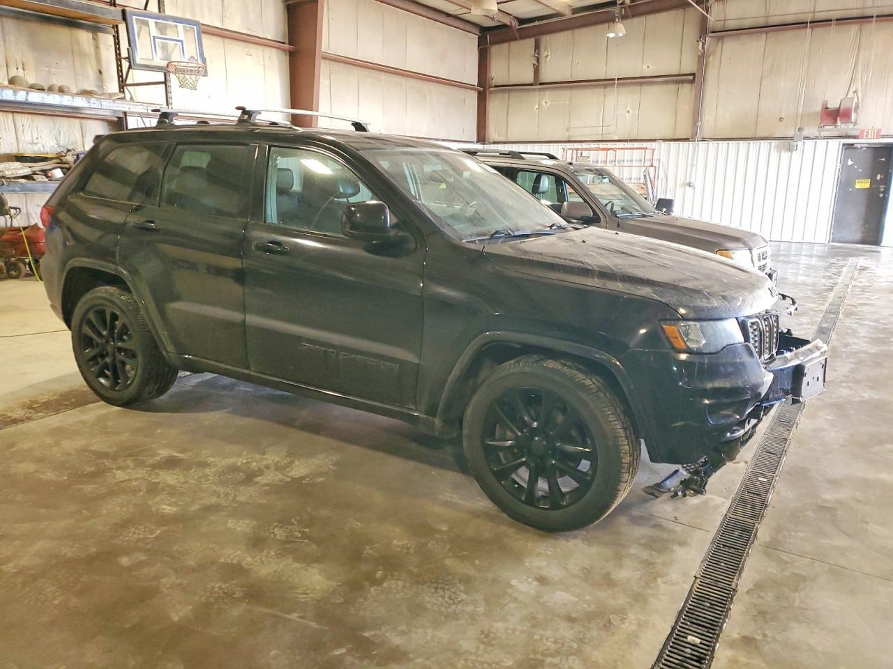 2019 Jeep Grand Cherokee Laredo