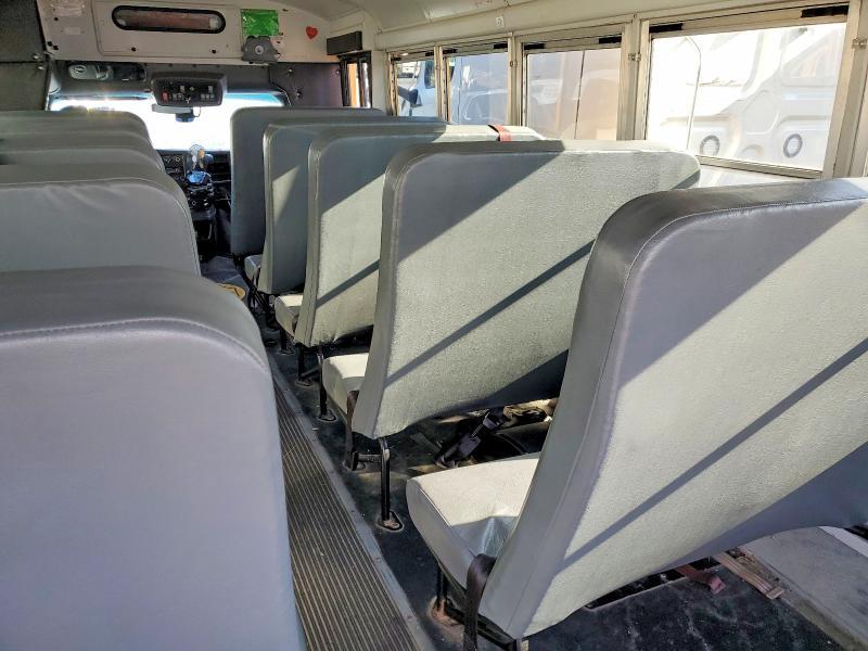 2011 Chev Rolet Express School bus