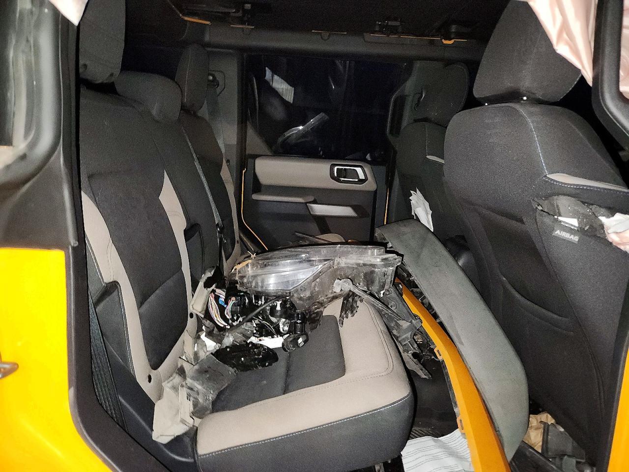 2021 Ford Bronco Base