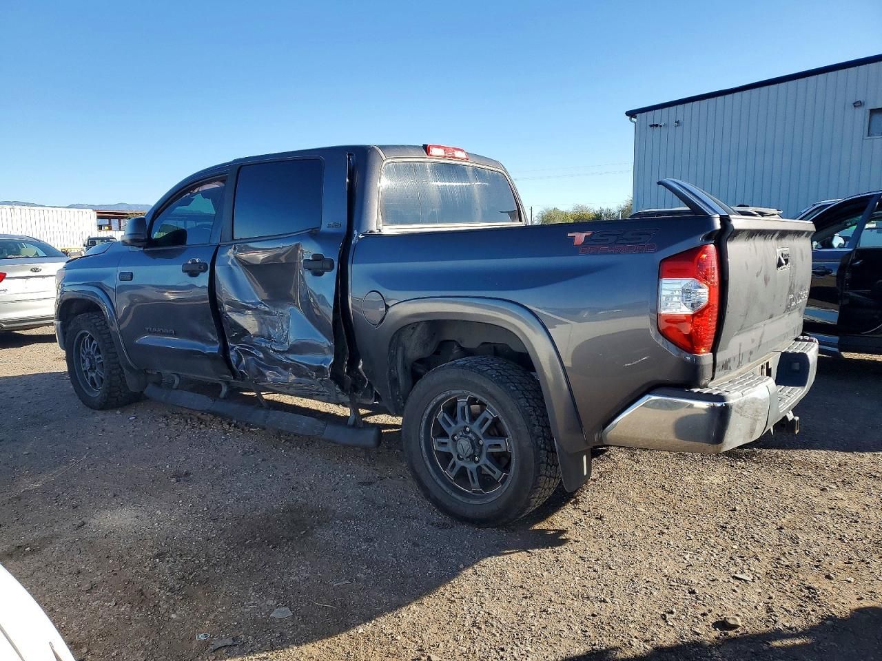 2016 Toyota Tundra Crewmax SR5