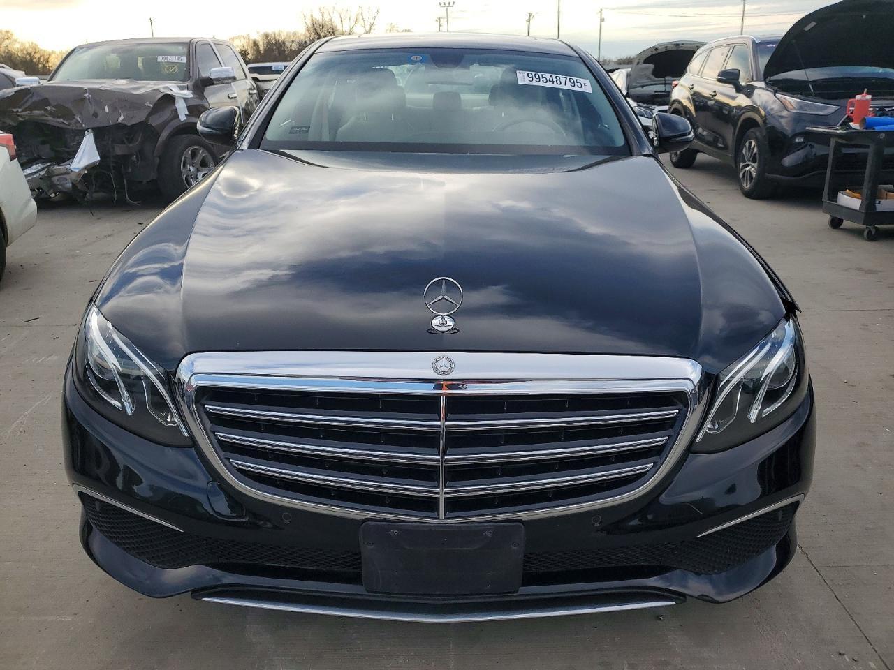 2017 Mercedes-Benz E 300