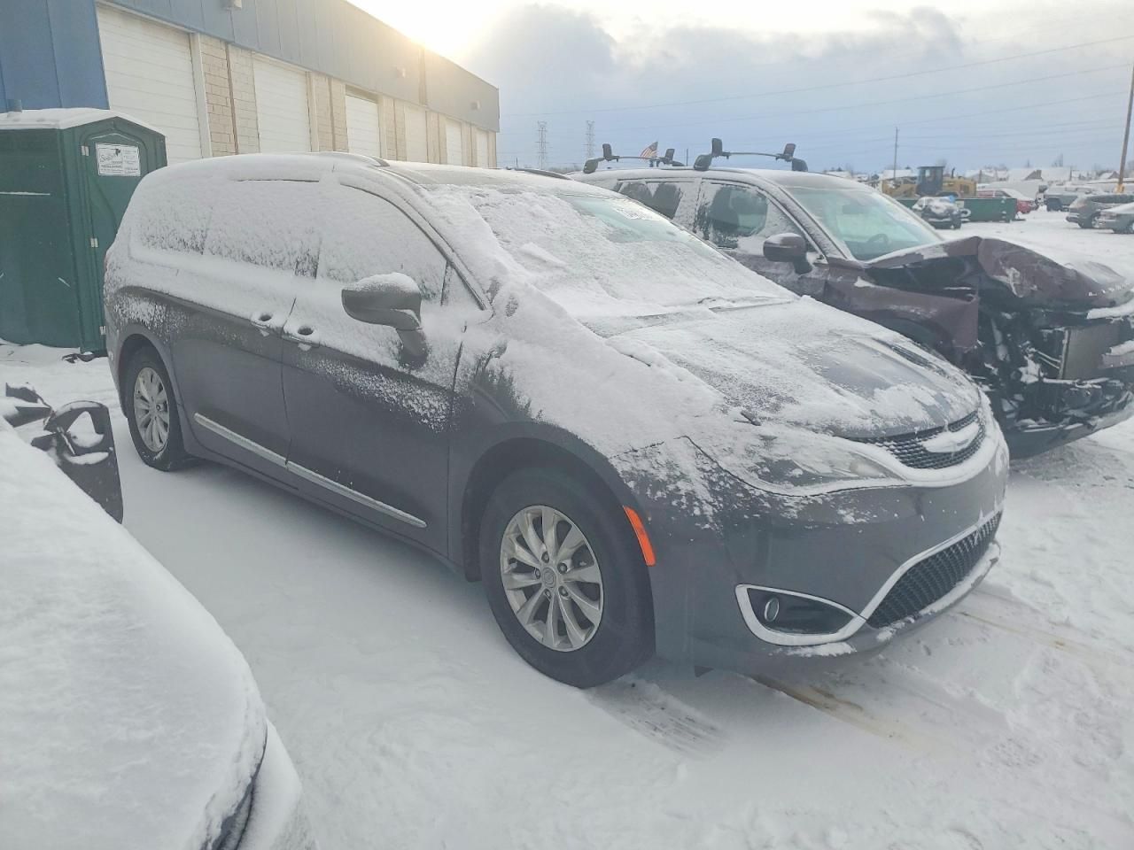2018 Chrysler Pacifica Touring l