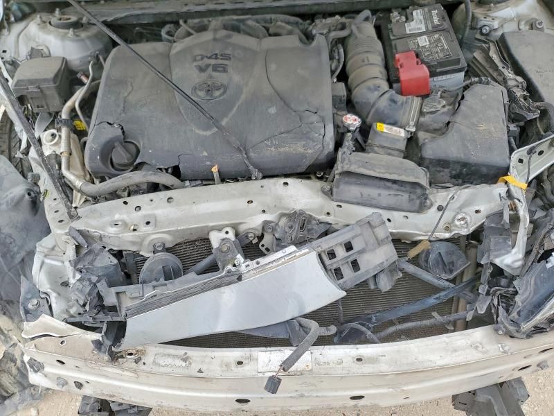 2022 Toyota Camry xse V6