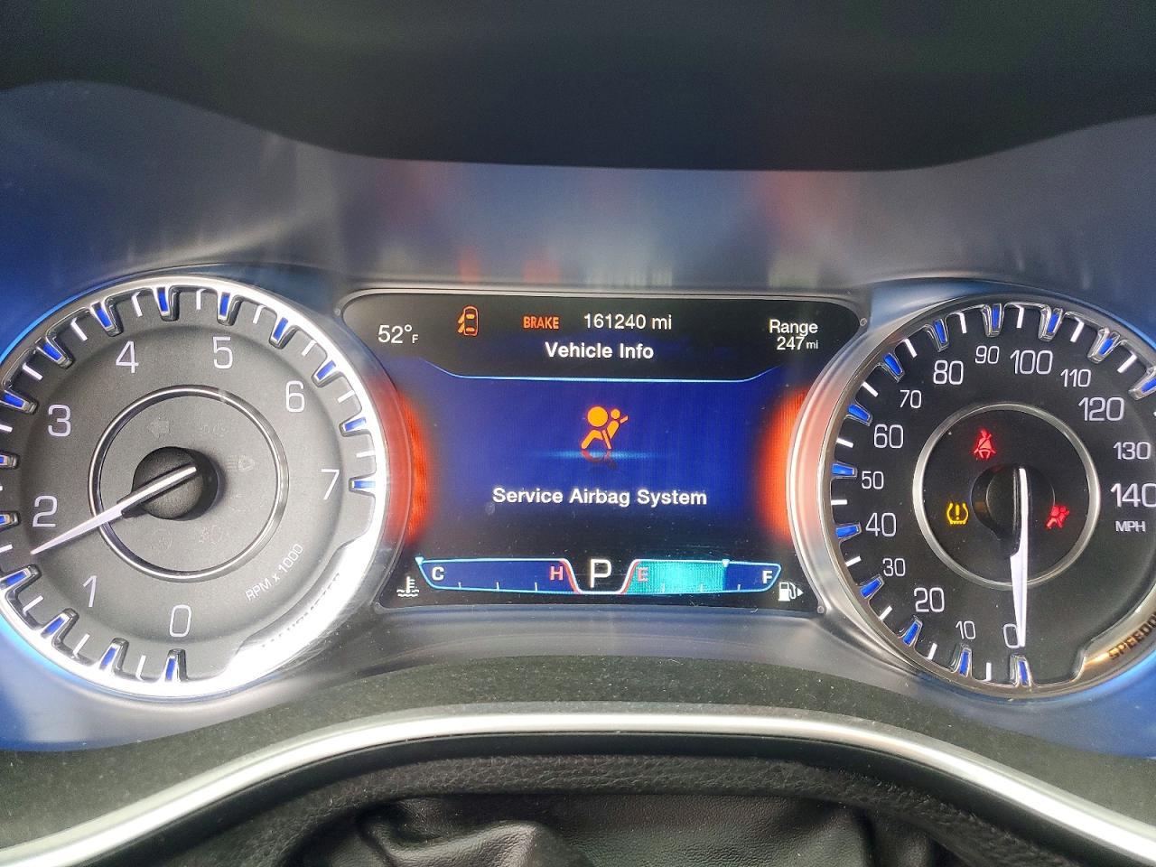 2016 Chrysler 200 c