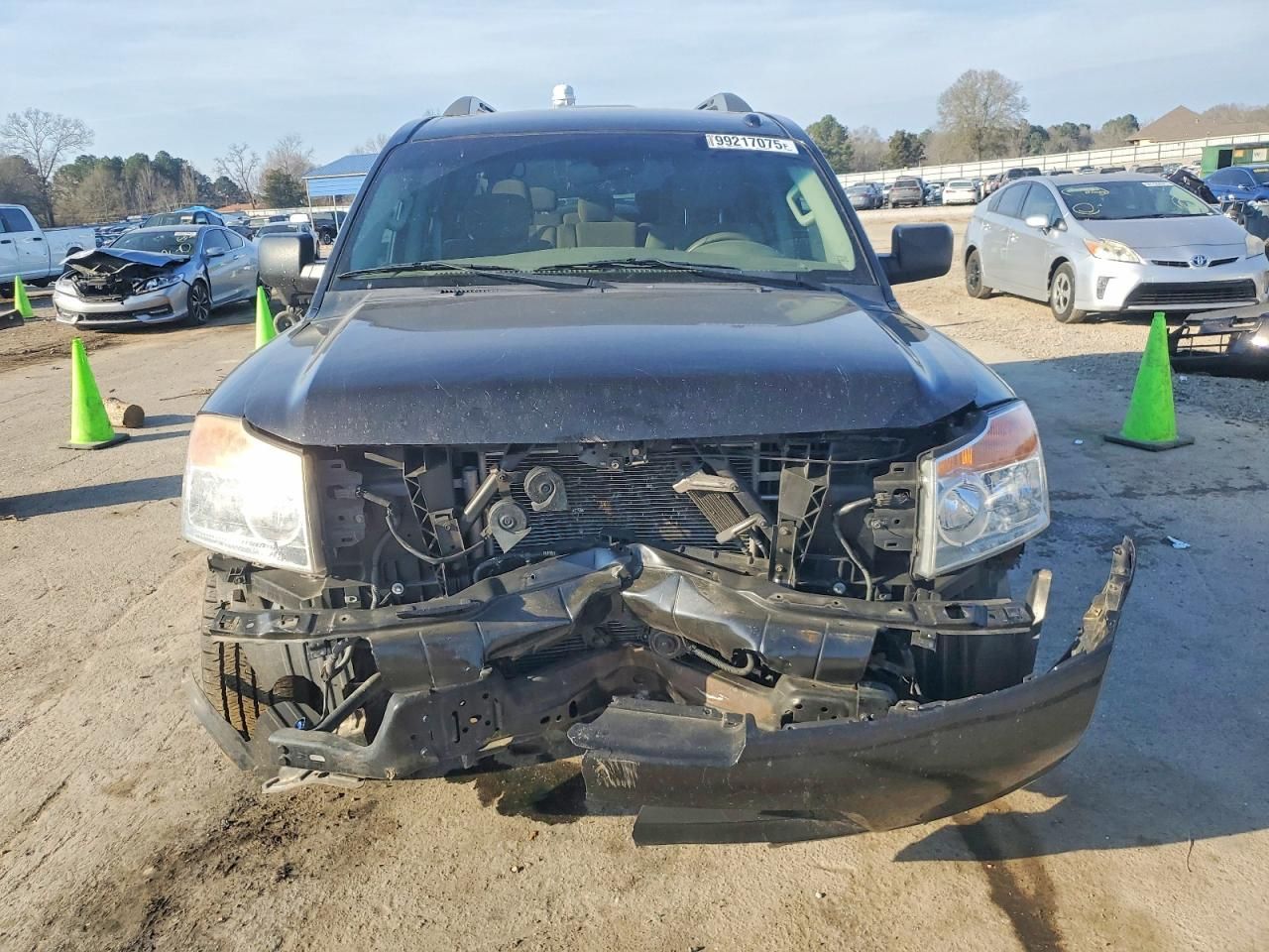 2015 Nissan Armada sv