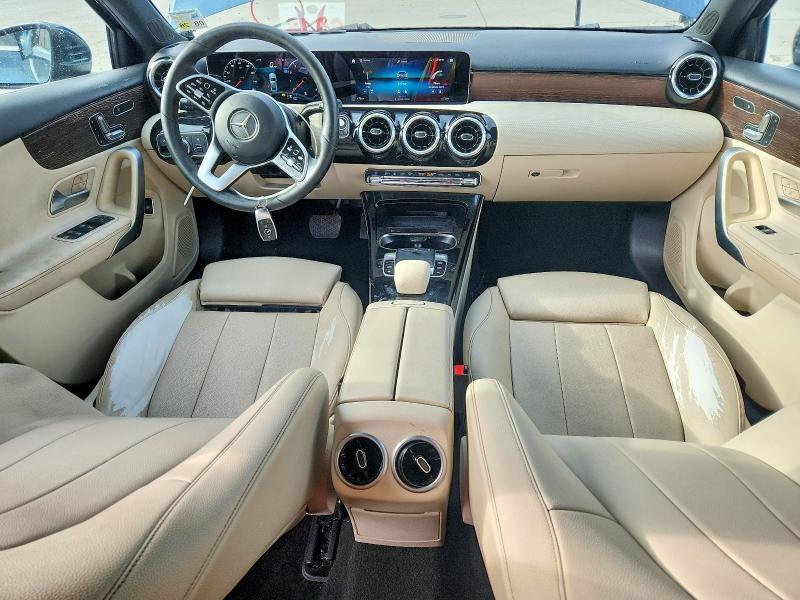2019 Mercedes-Benz A 220
