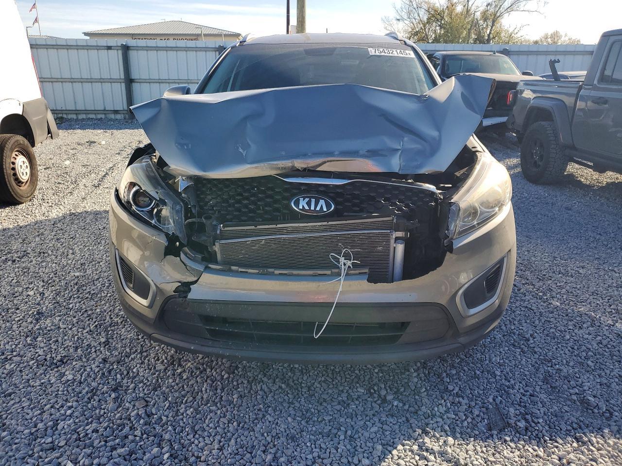 2017 KIA Sorento lx