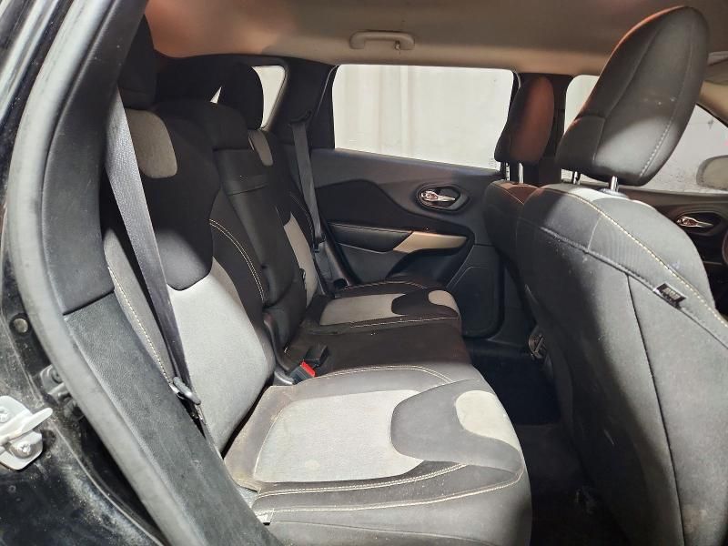 2017 Jeep Cherokee Sport