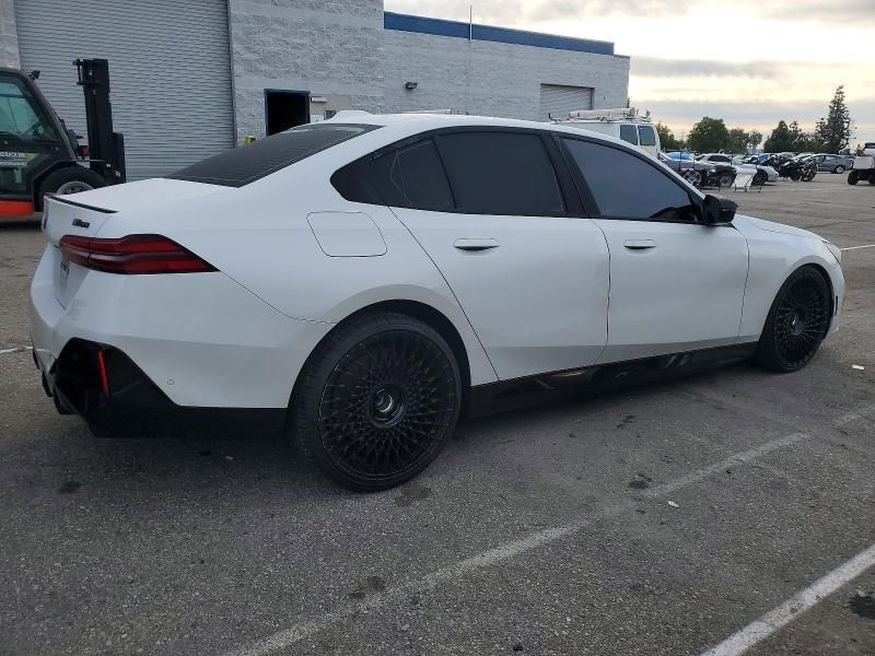 2024 BMW I5 M60
