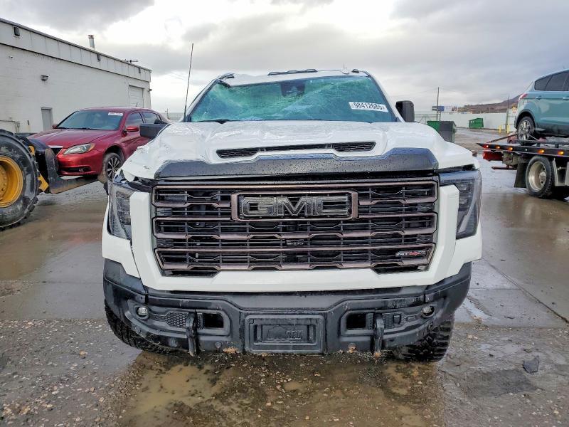 2025 GMC Sierra K2500 At4x