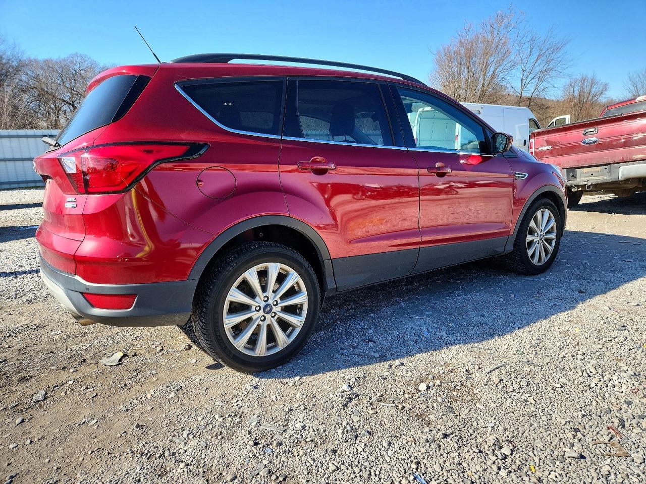 2019 Ford Escape sel