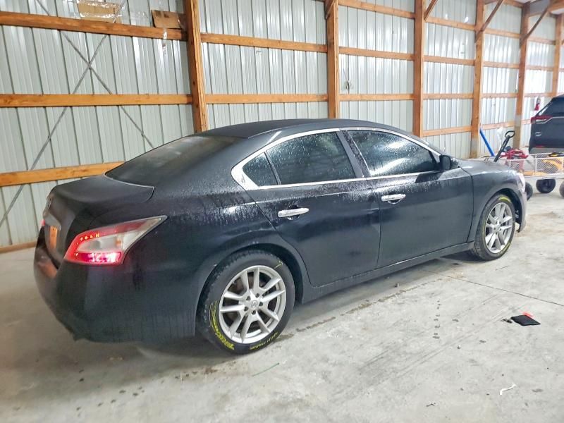 2013 Nissan Maxima s