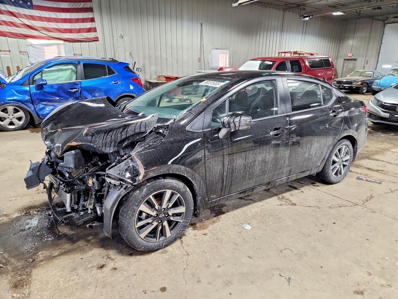 2025 Nissan Versa sv