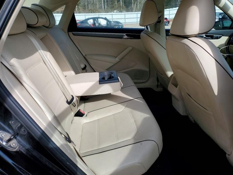 2016 Volkswagen Passat s