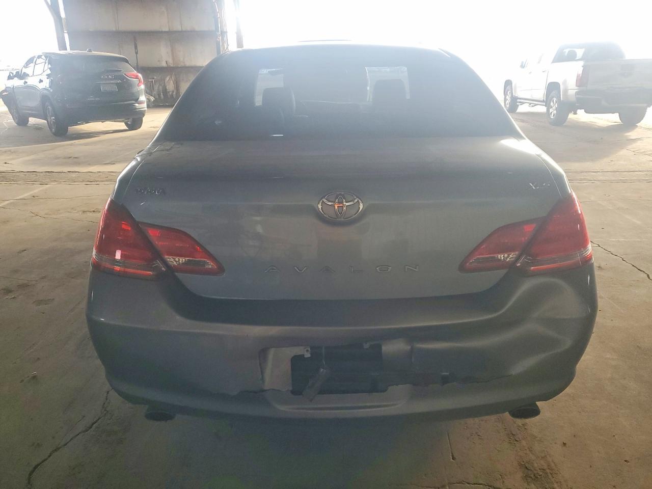 2006 Toyota Avalon xl