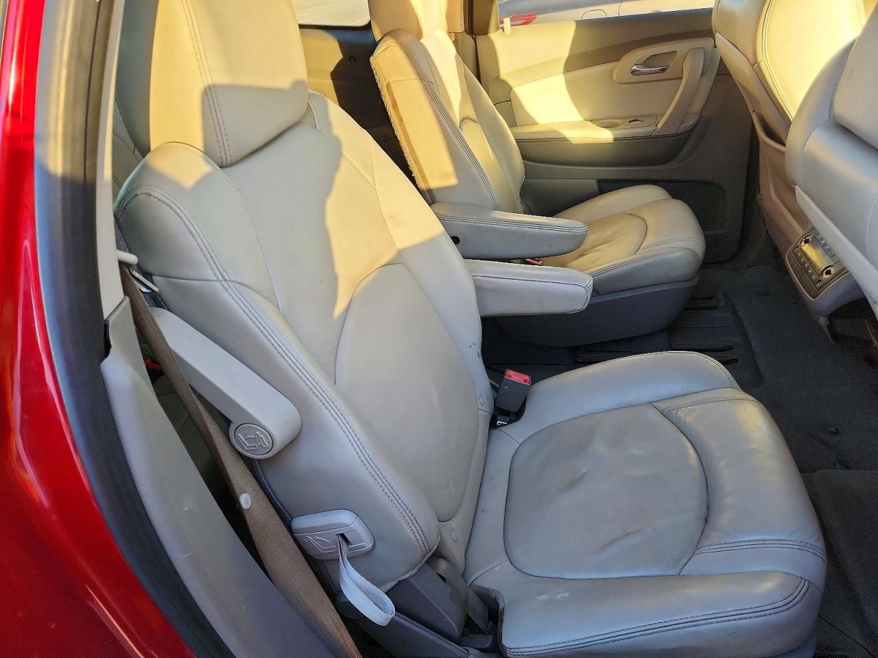 2012 Chevrolet Traverse lt