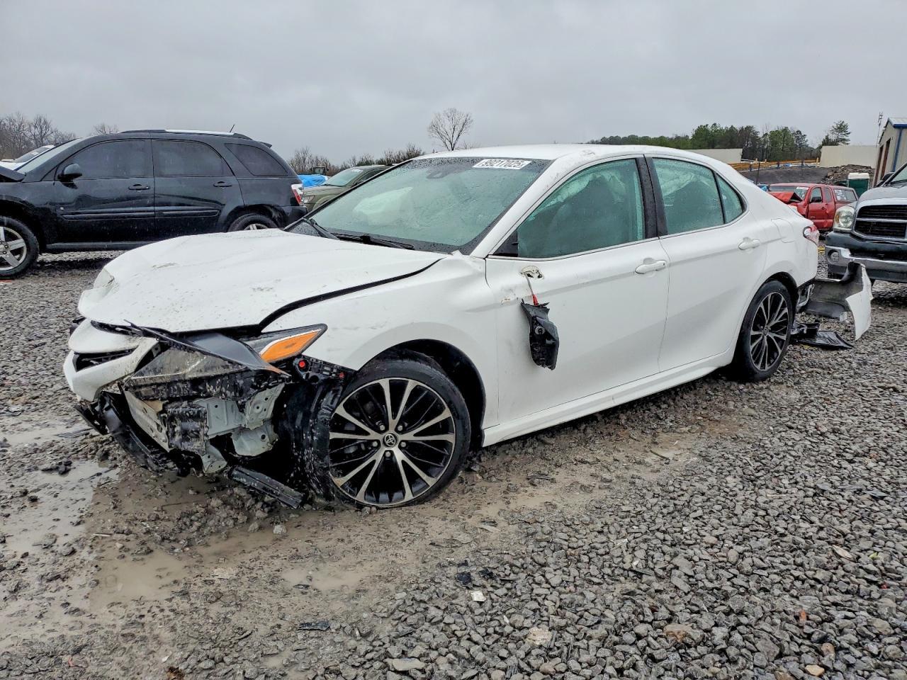 2020 Toyota Camry se