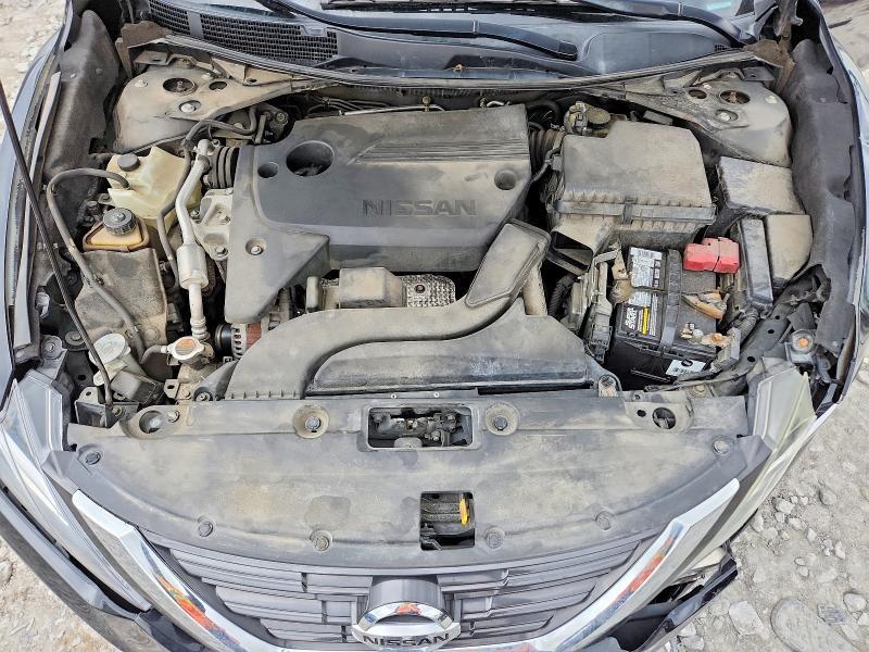 2016 Niss Altima 2.5