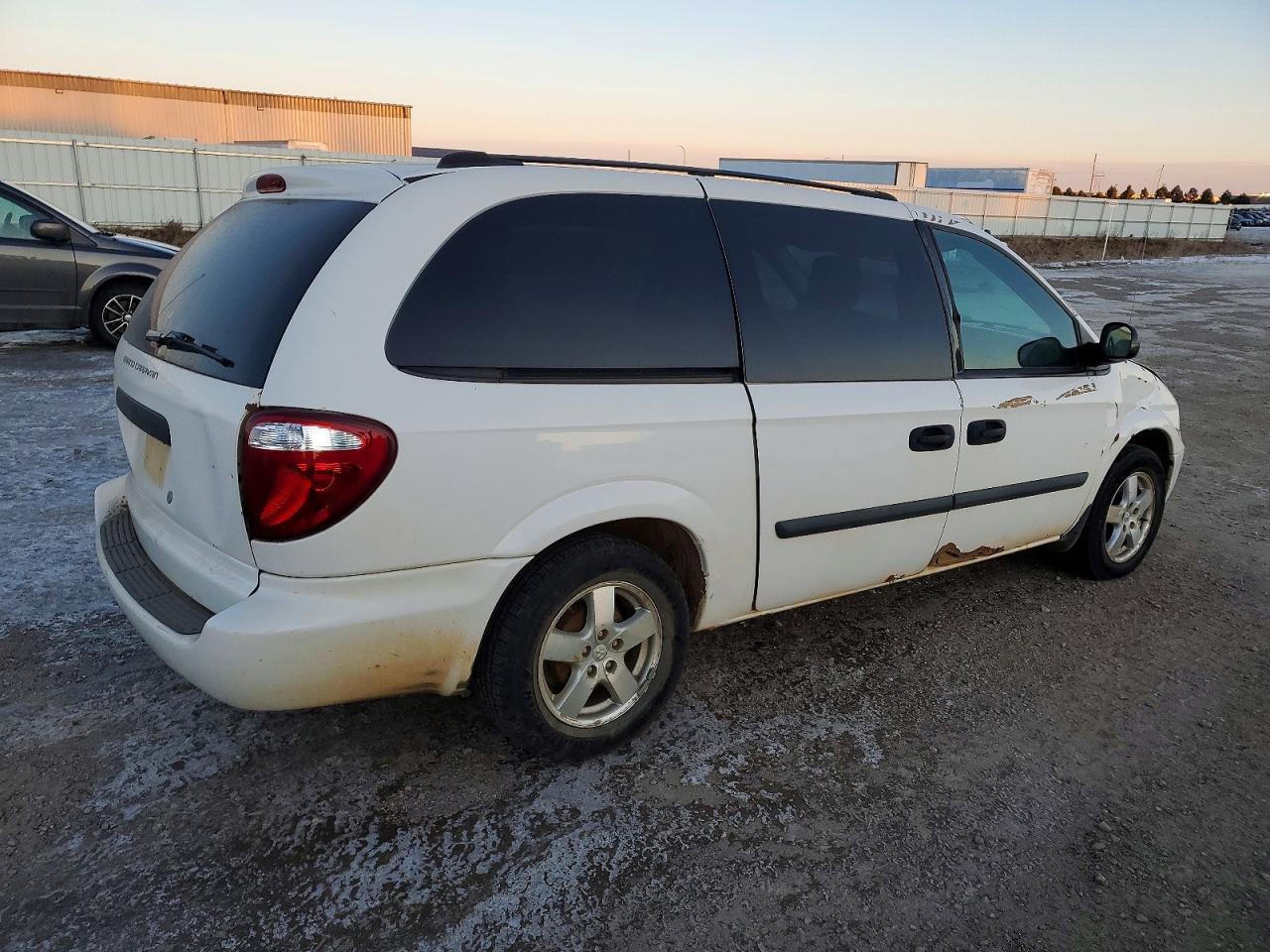 2005 Dodge Grand Caravan se