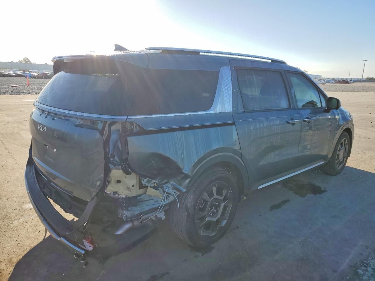 2025 KIA Carnival sx