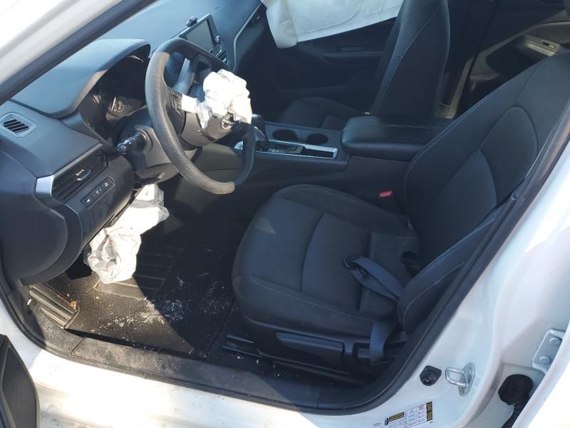 2023 Nissan Altima s