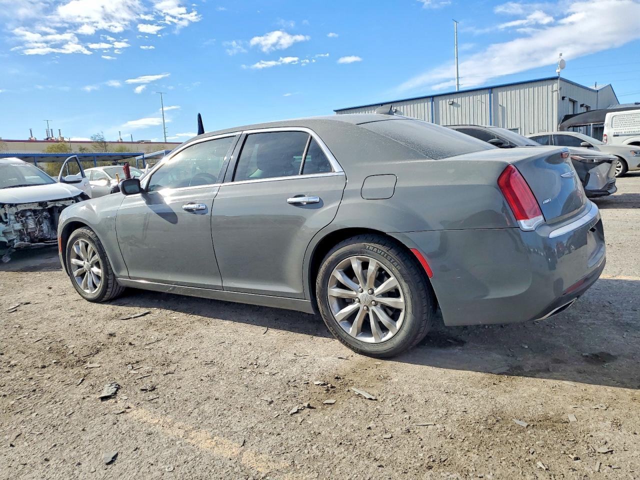 2018 Chrysler 300 Limited