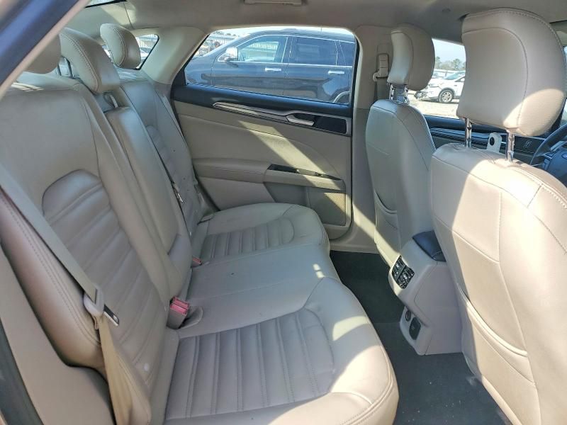 2017 Ford Fusion se Hybrid