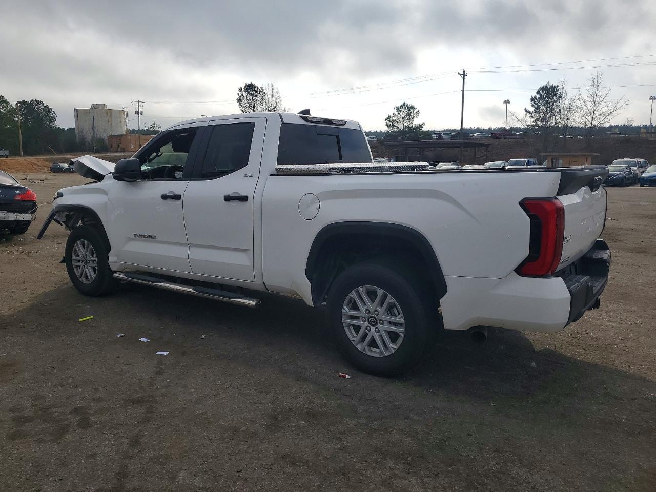2025 Toyota Tundra SR5
