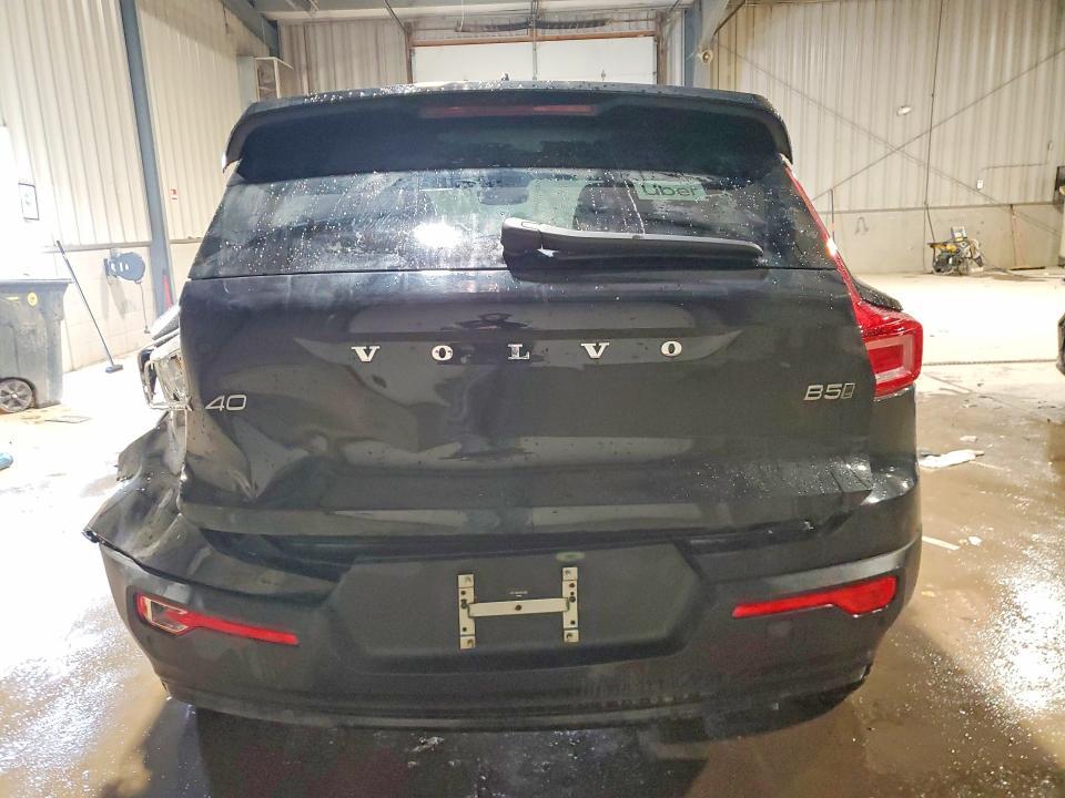 2024 Volvo Xc40 Core