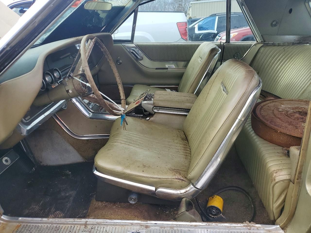 1965 Ford Thunderbird