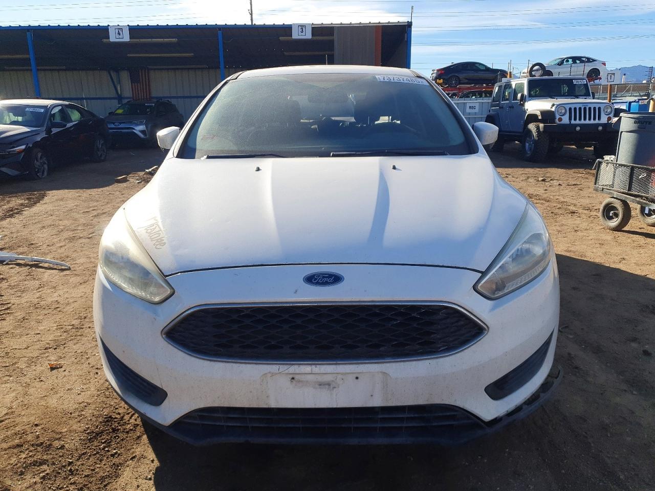 2016 Ford Focus se
