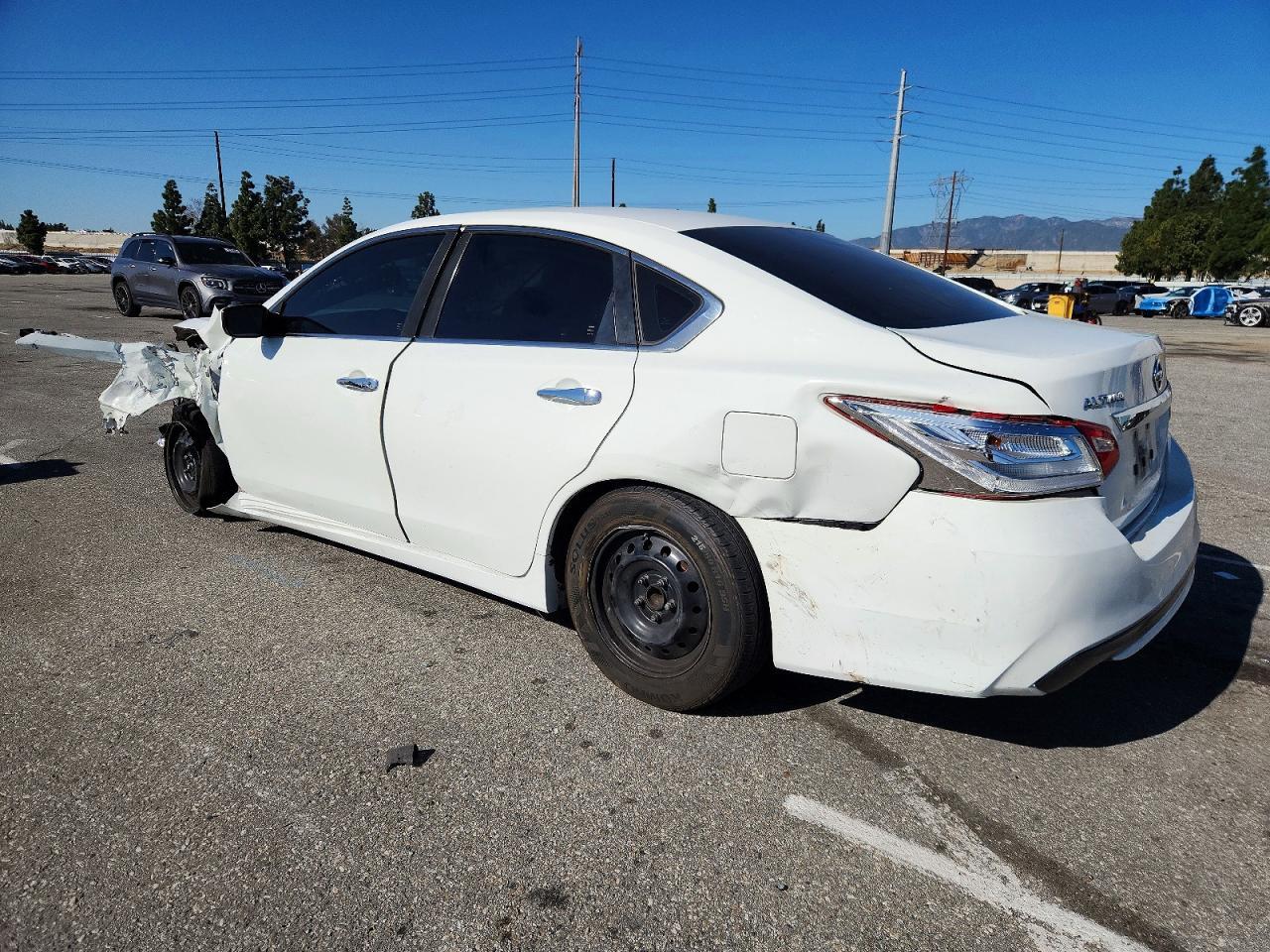 2017 Niss Altima 2.5 s