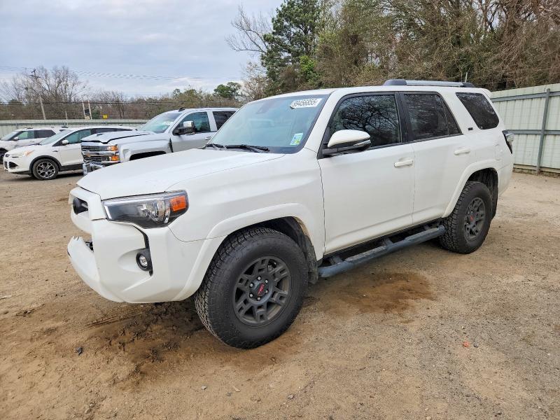 2022 Toyota 4runner SR5