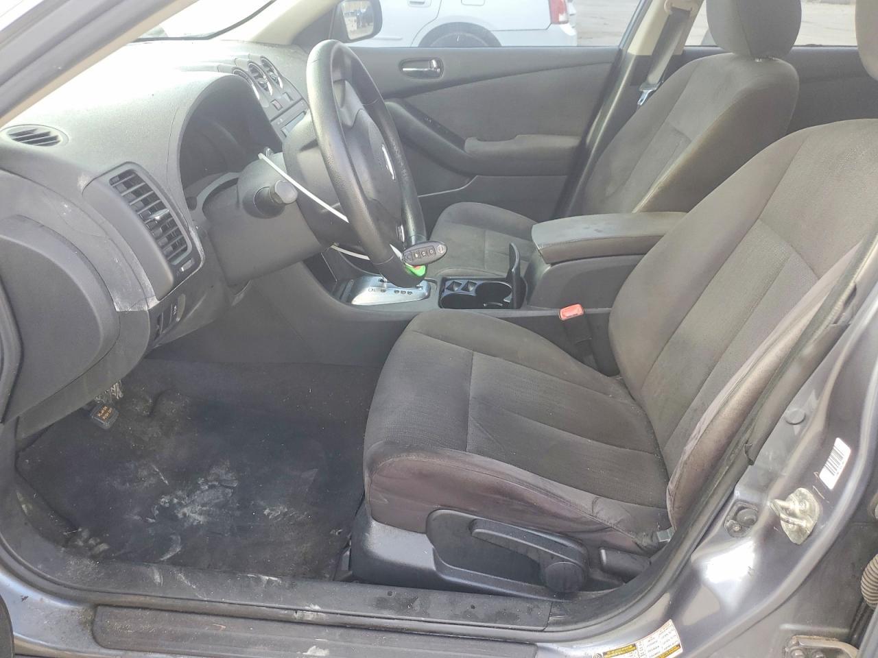 2011 Nissan Altima Base