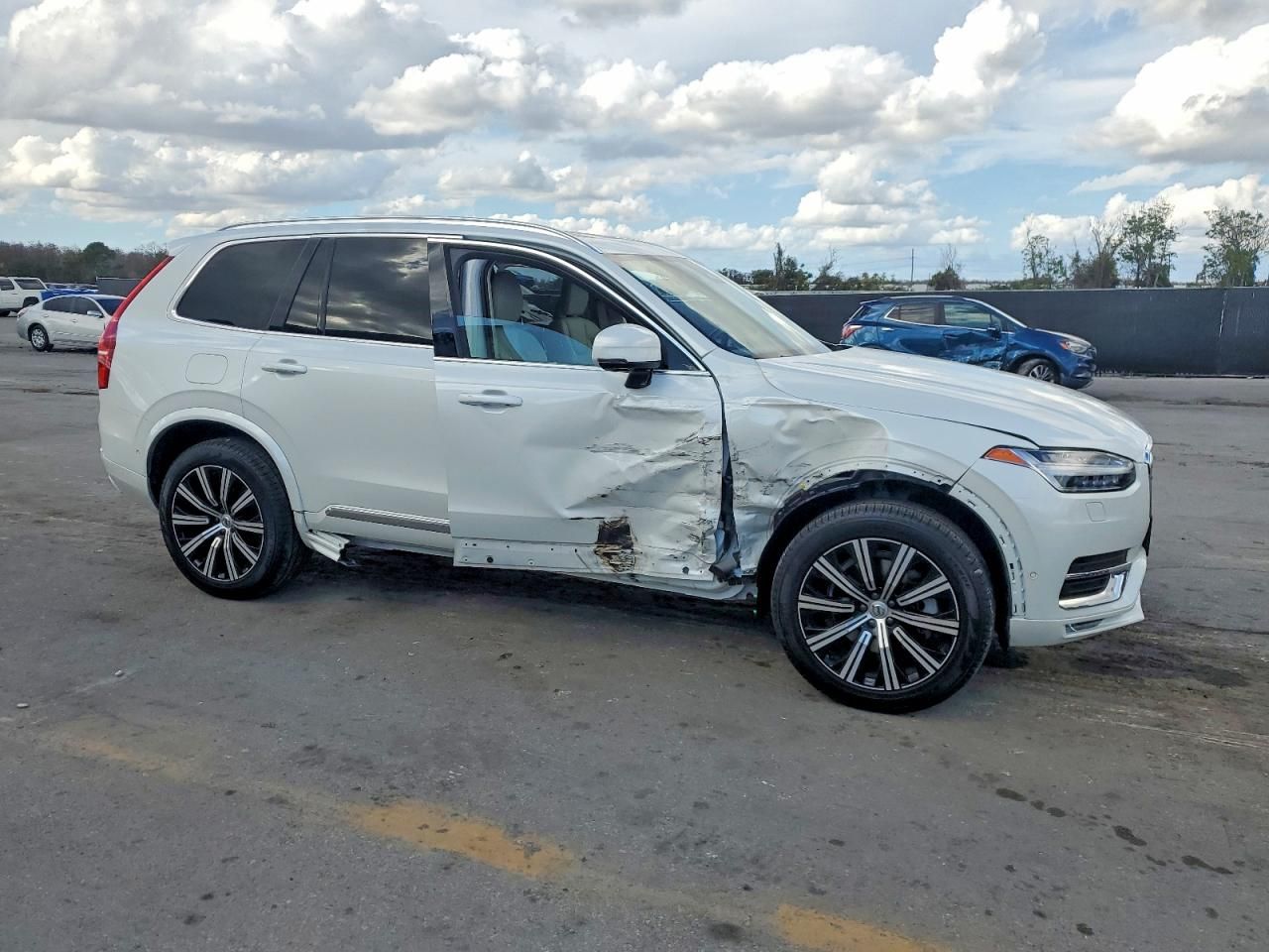 2025 Volvo Xc90 Plus