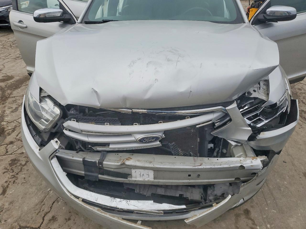 2016 Ford Taurus Limited
