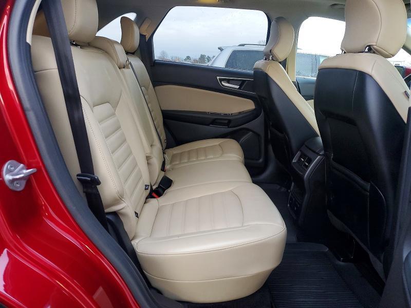 2017 Ford Edge sel