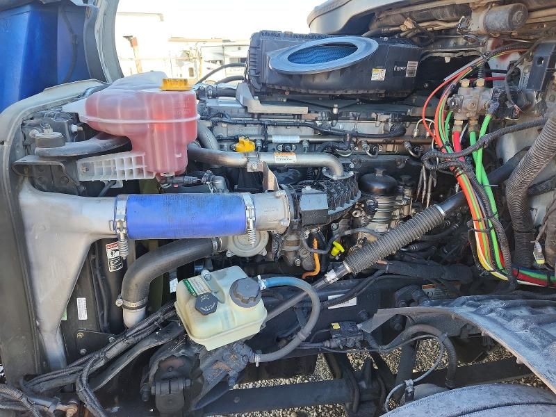 2020 Freightliner Cascadia 126 Semi Truck