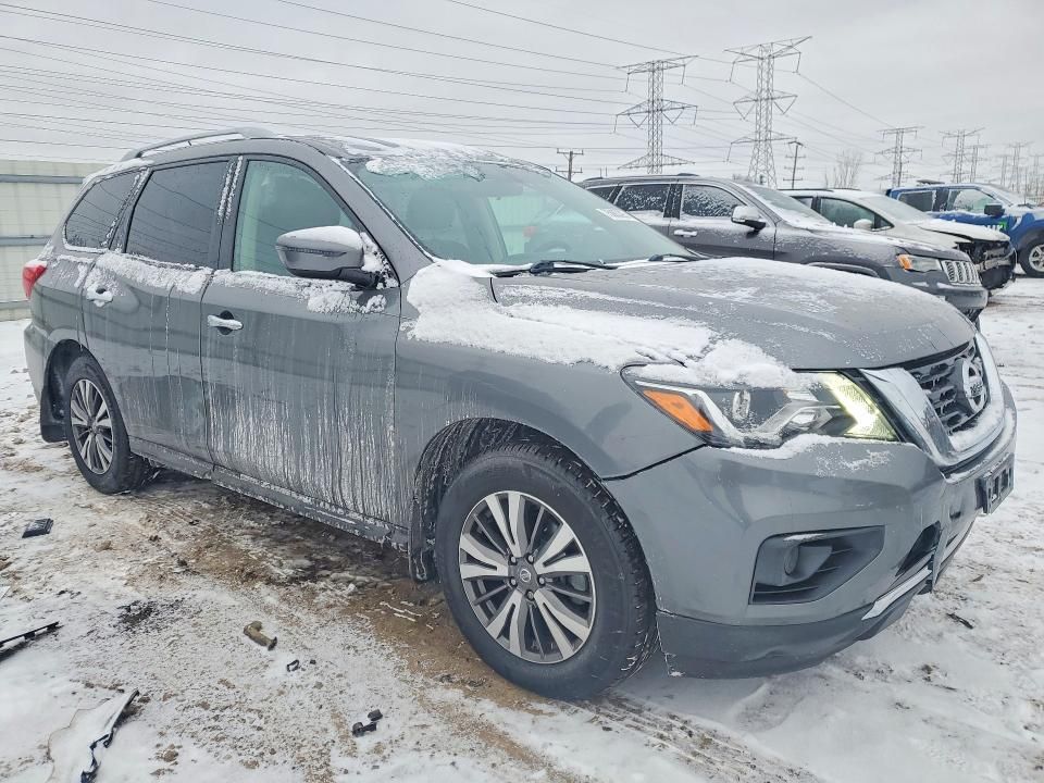 2017 Nissan Pathfinder s