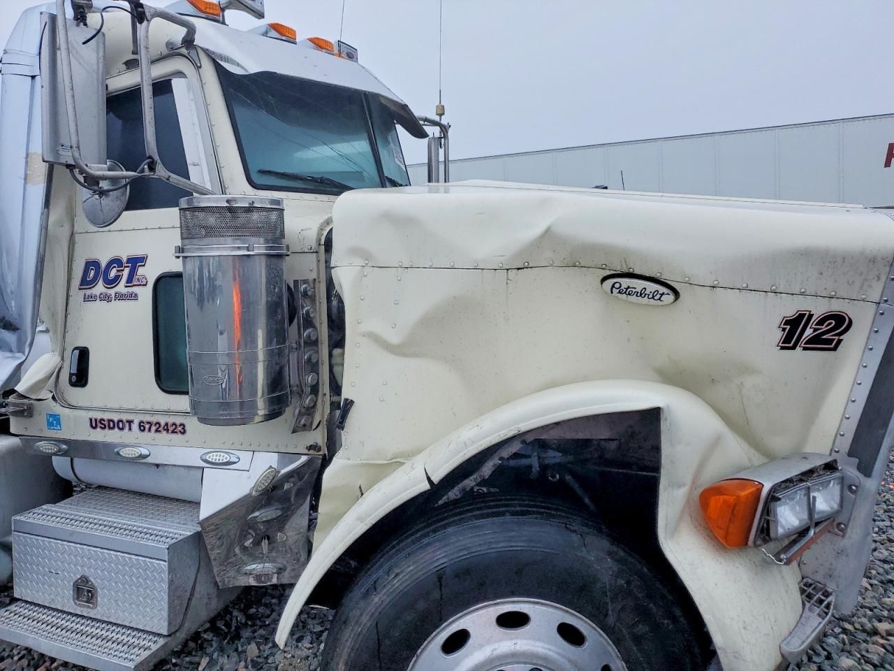 2007 Peterbilt 379 Semi Truck