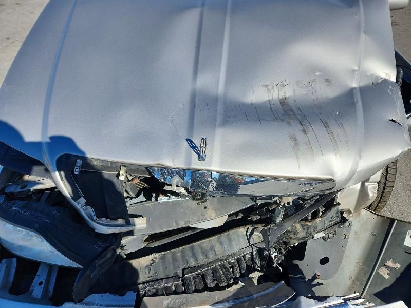 2009 Lincoln Town car Signature Limited