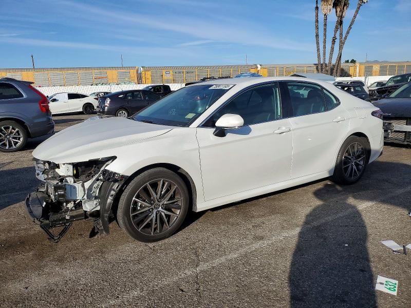 2021 Toyota Camry xle