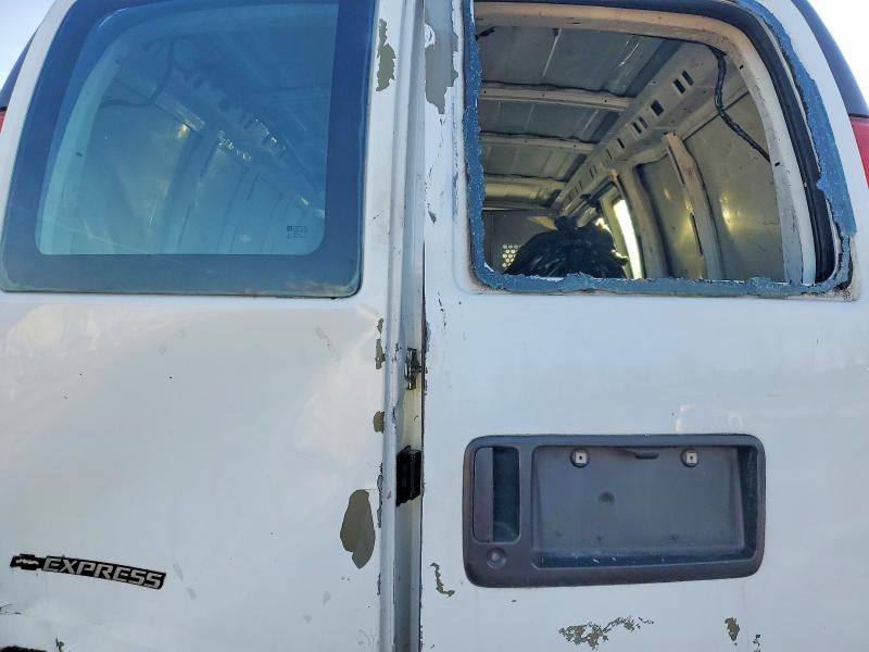 2007 Chevrolet Express G2500 Delivery Van