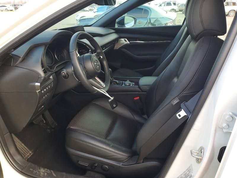 2025 Mazda 3 Premium Plus